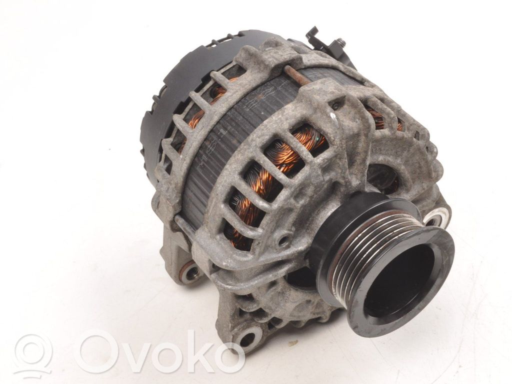 Volvo XC40 Generatore/alternatore 
