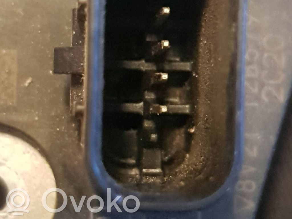 Volvo V50 Mass air flow meter 