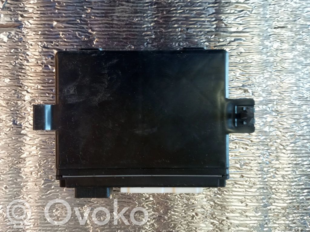 Chrysler Voyager Tailgate/trunk control unit/module 