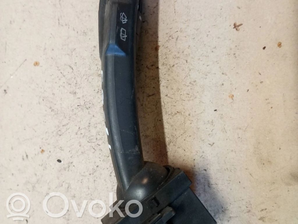 Volvo XC60 Wiper control stalk 