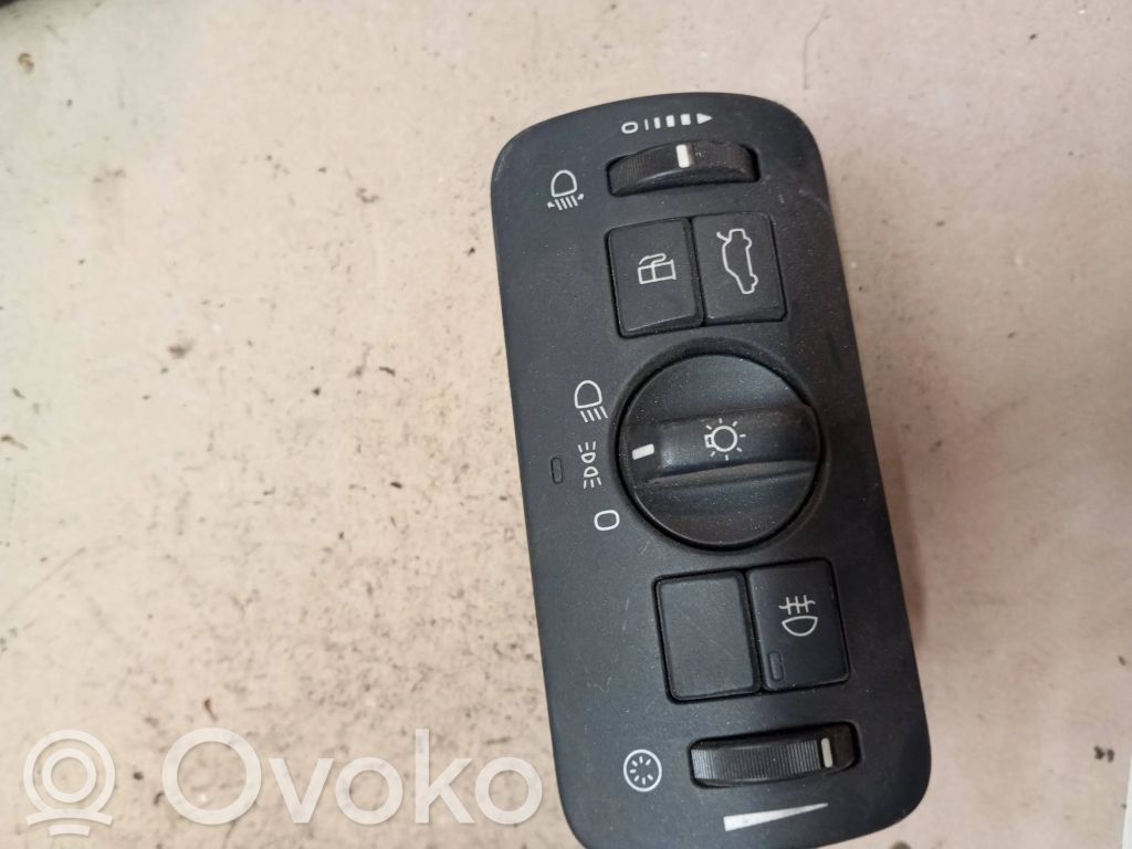 Volvo S60 Šviesų jungtukas 