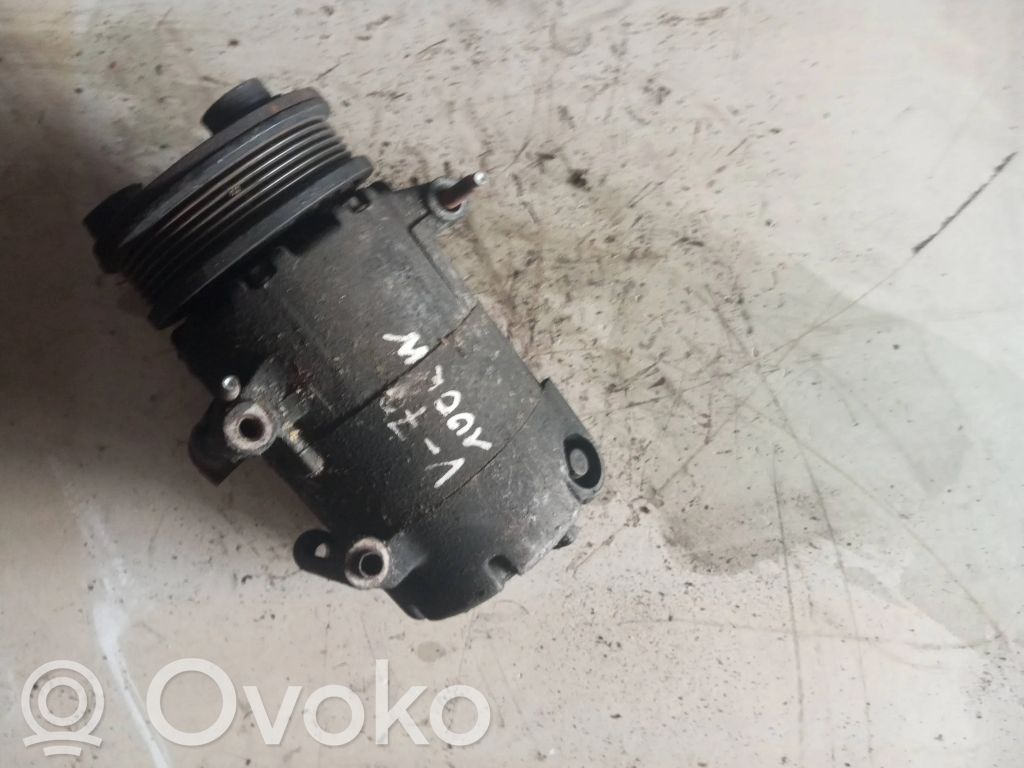 Volvo V50 Air conditioning (A/C) compressor (pump) 