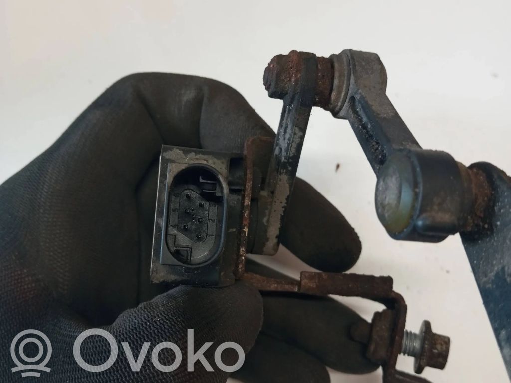 Volvo XC90 Headlight/headlamp level sensor 