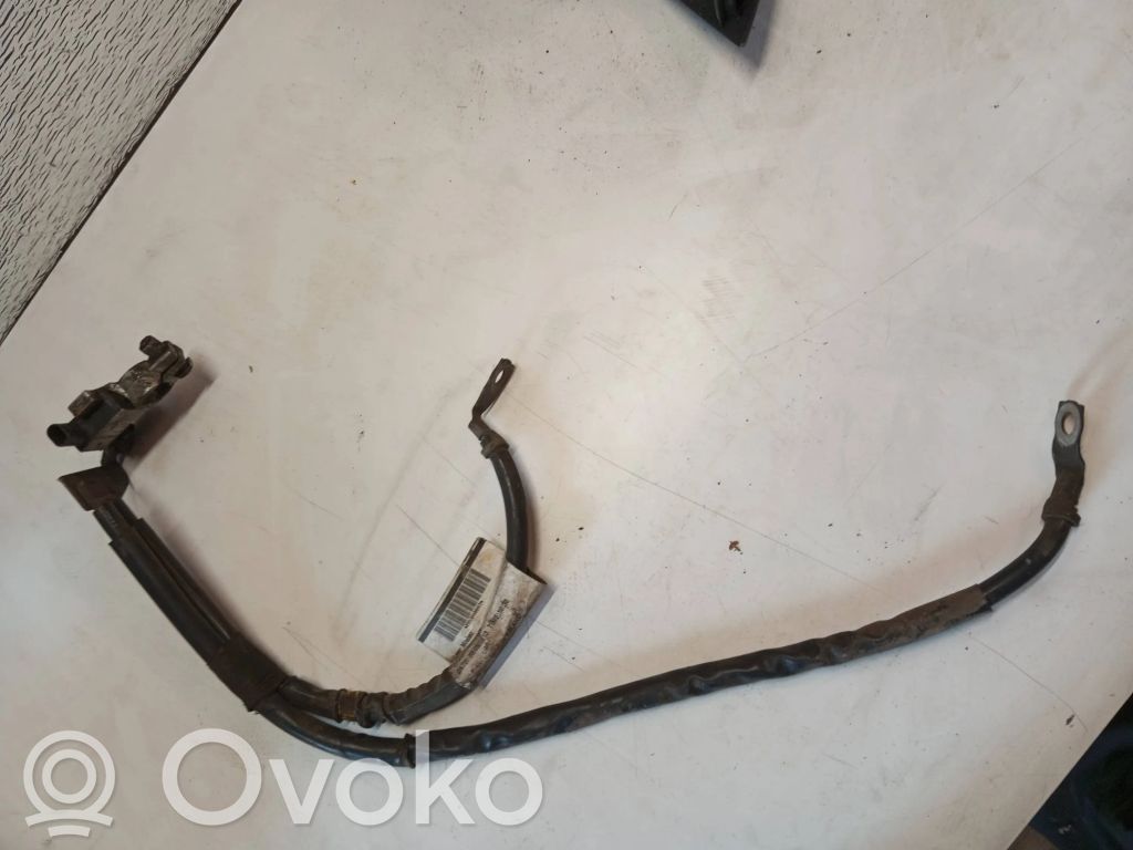 Volvo V40 Negative earth cable (battery) 