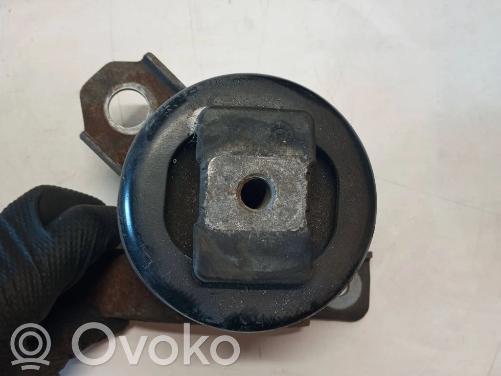 Engine mount bracket   8G9N6F012BB,G2517002