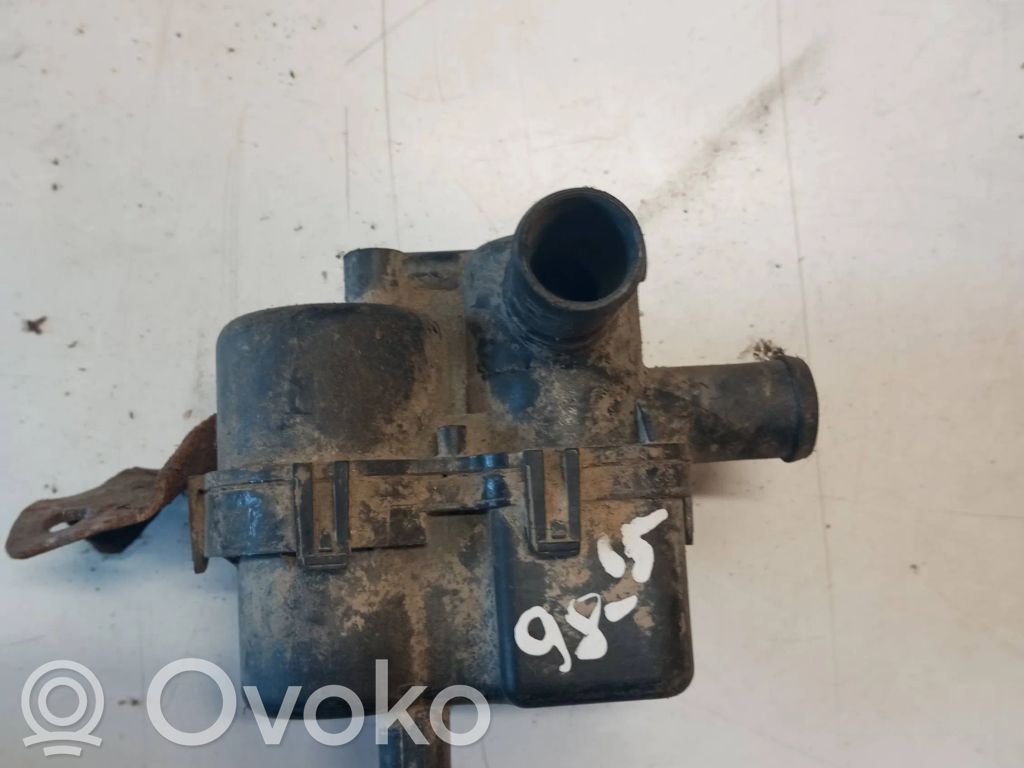 Volvo XC90 Coolant heater control valve 