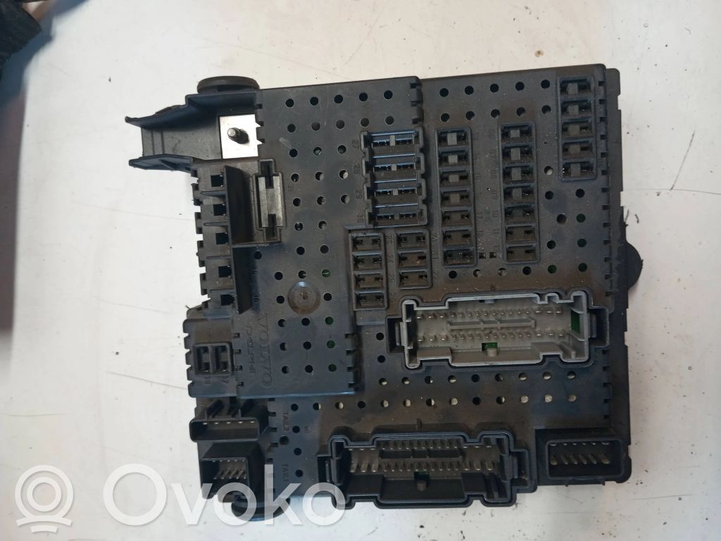 Fuse module   30786646,28080156,06W502
