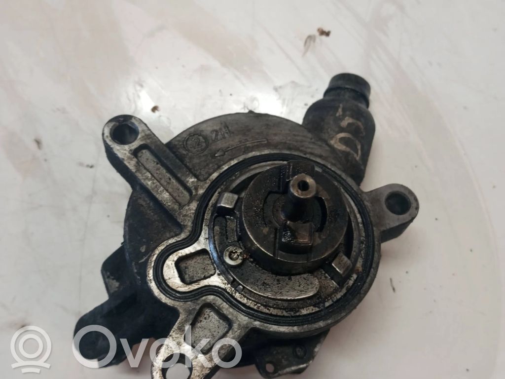 Volvo V70 Vacuum pump 