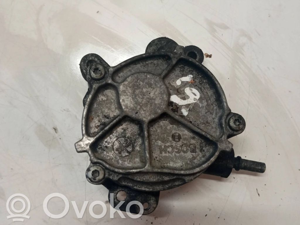 Volvo V50 Siurblys vakuumo 
