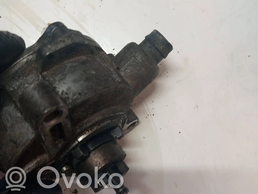 Volvo V70 Vacuum pump 