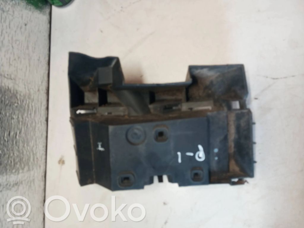 Volvo XC90 Uchwyt / Mocowanie zderzaka tylnego 