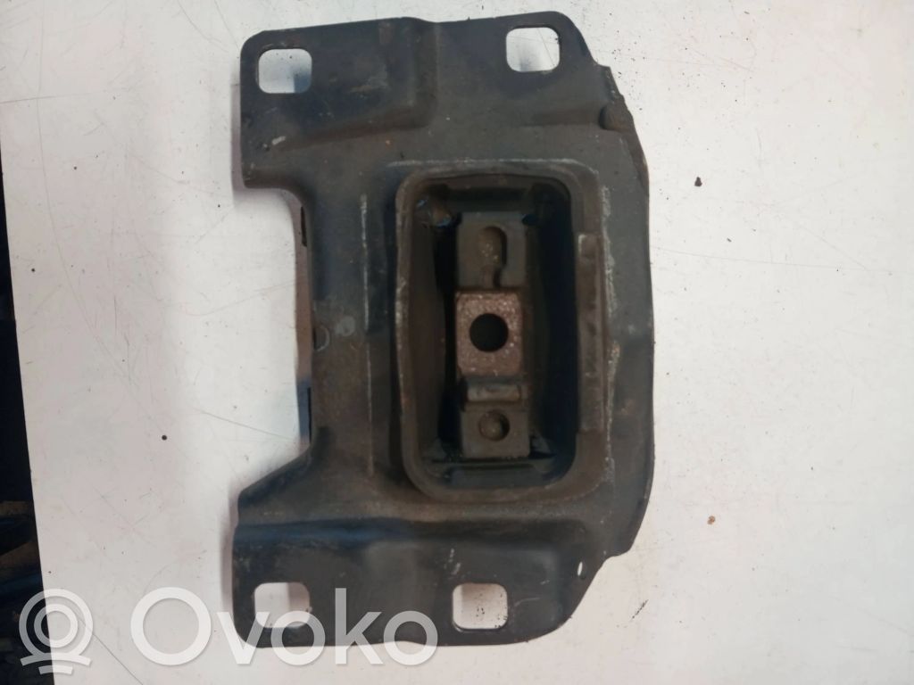 Engine mount bracket   322A59