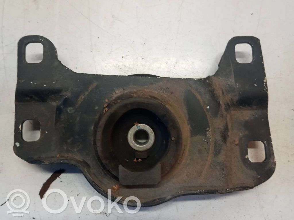Volvo C30 Engine mount bracket 