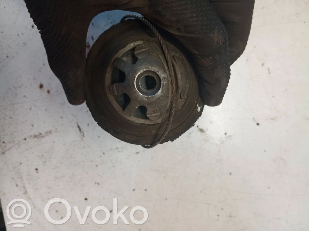 Volvo S80 Engine mount bracket 