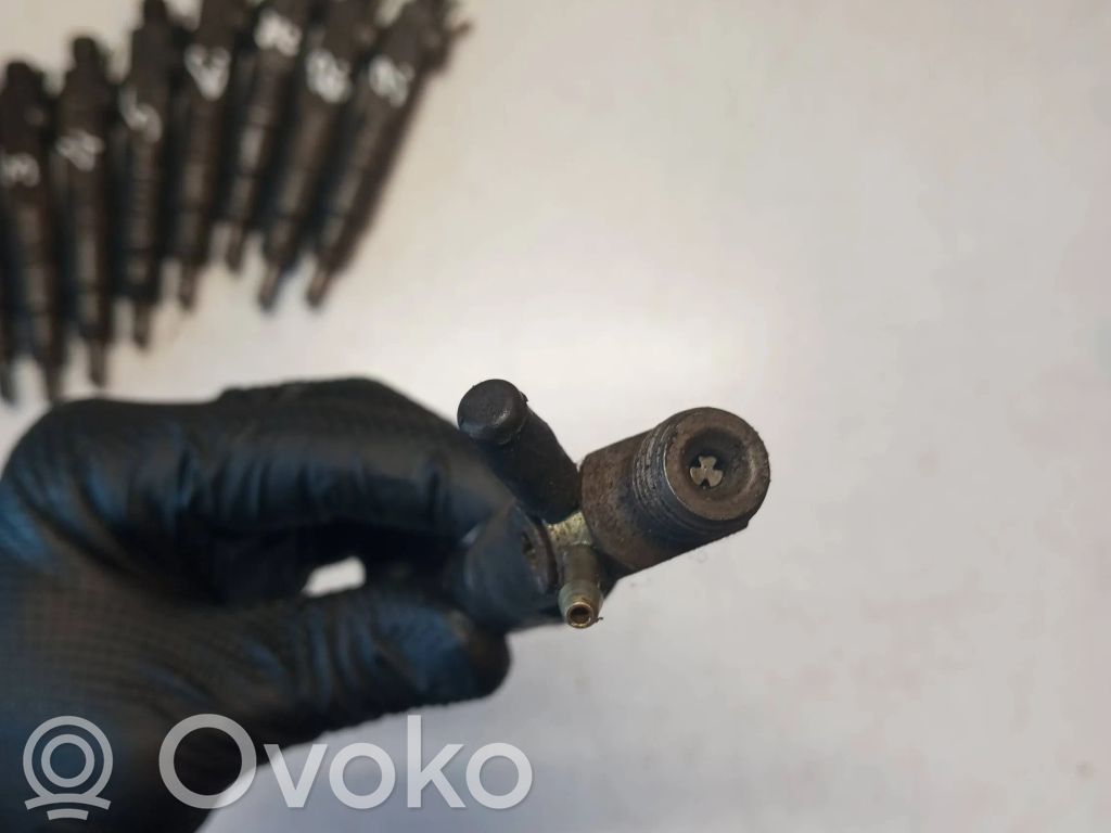Volvo S70  V70  V70 XC Fuel injector 