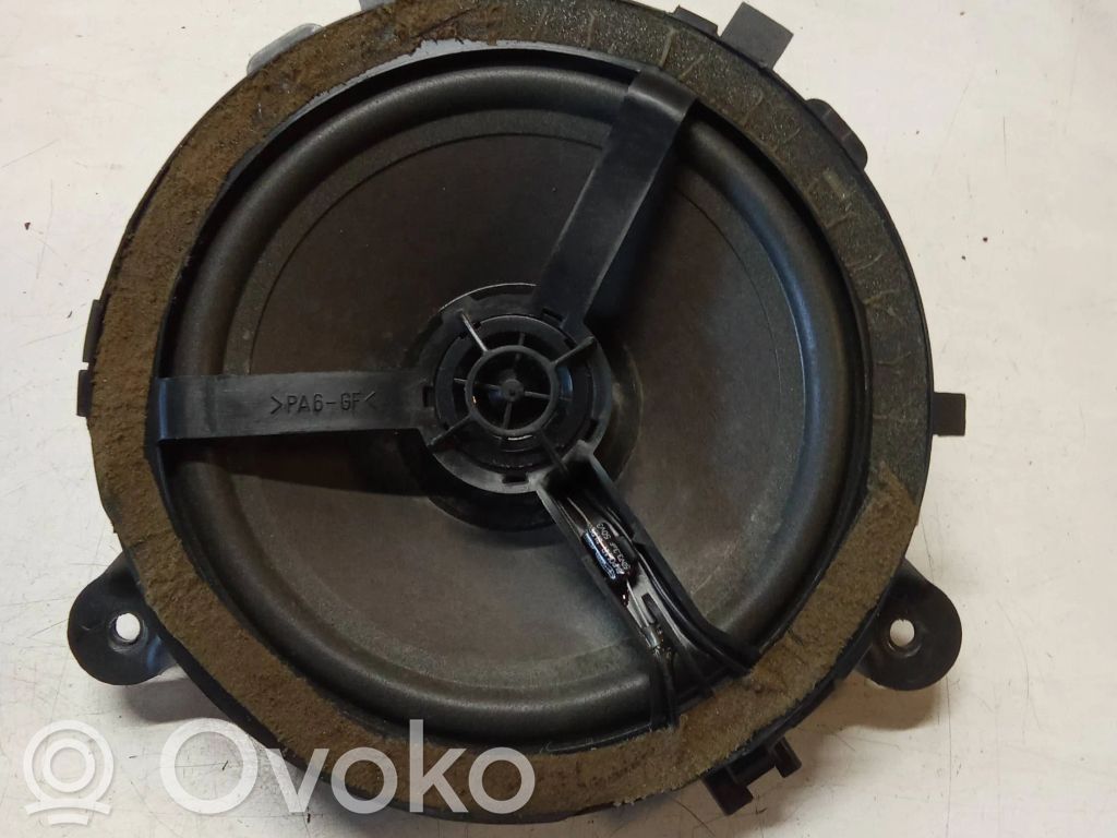 Volvo XC90 Garsiakalbis (-iai) priekinėse duryse 