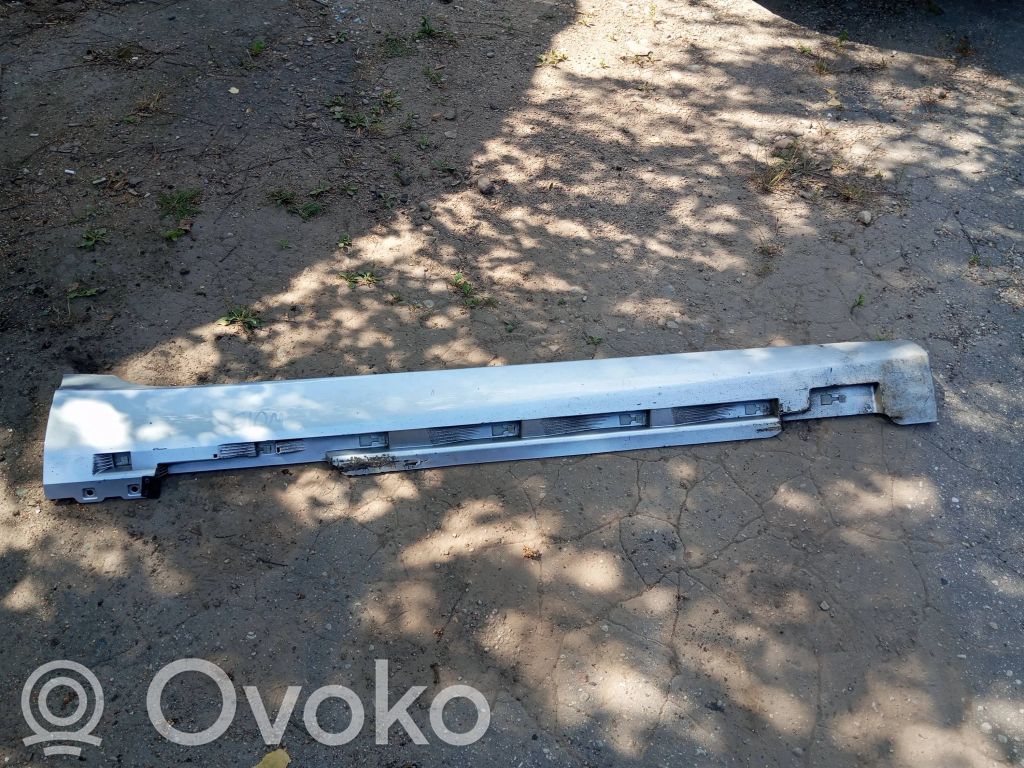 Volvo V40 Sill 