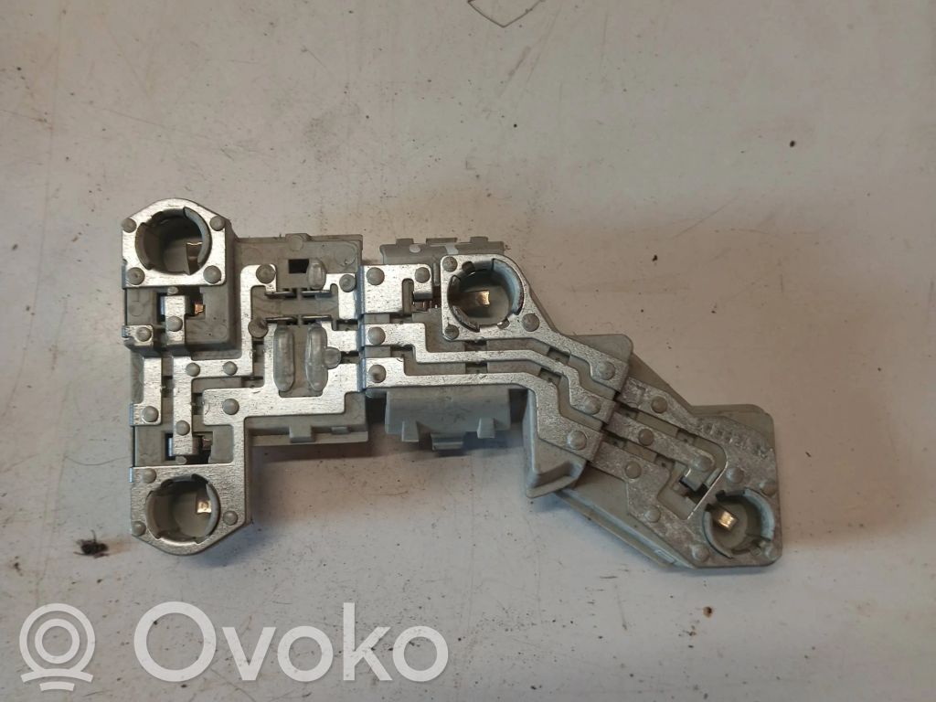 Volvo V50 Tail light bulb cover holder 