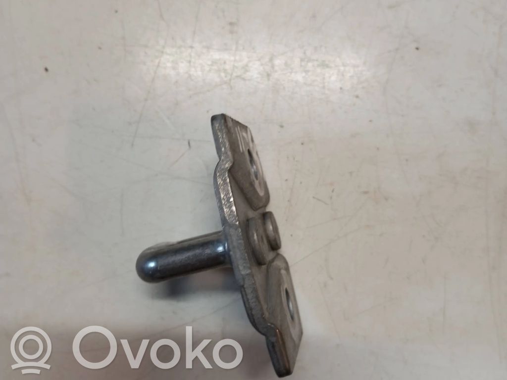BMW X6 E71 Rear door lock loop/hook striker 
