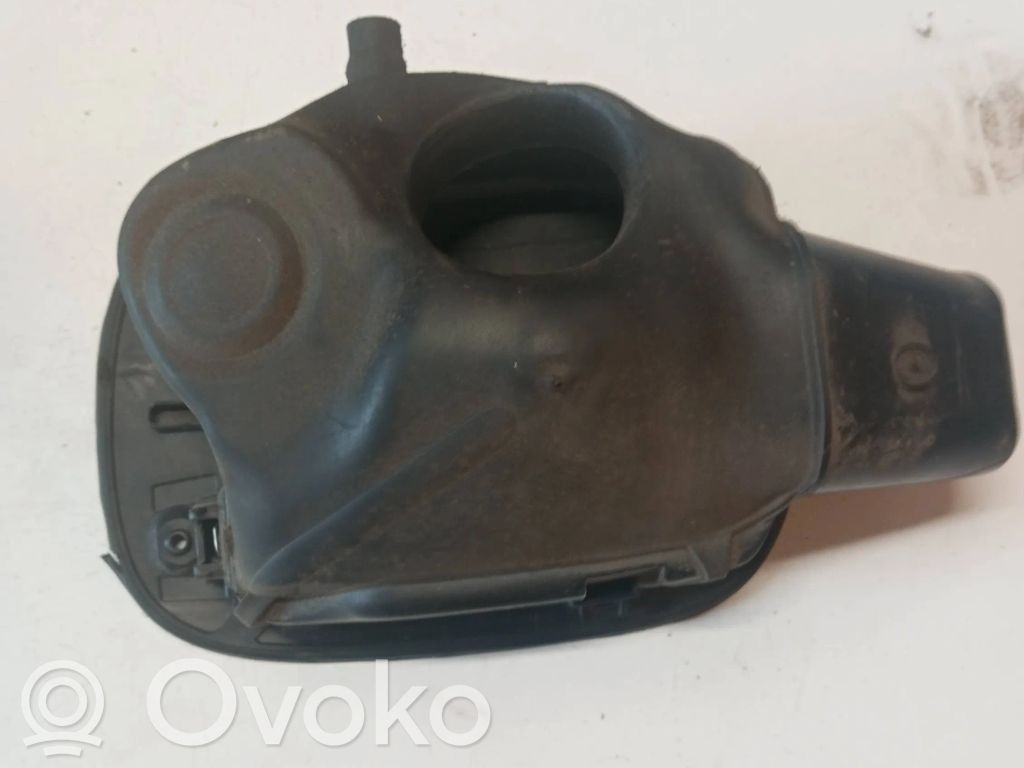Volvo V70 Klapka wlewu paliwa 