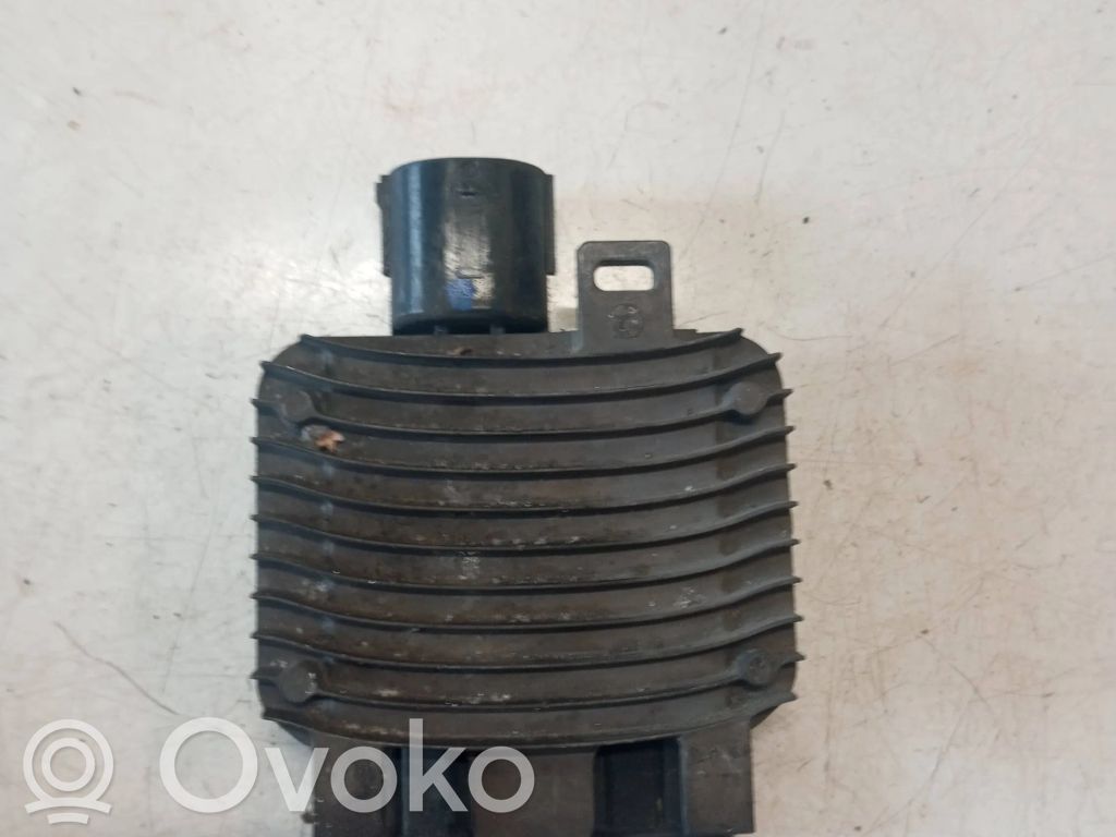 Volvo V40 Fan control module 