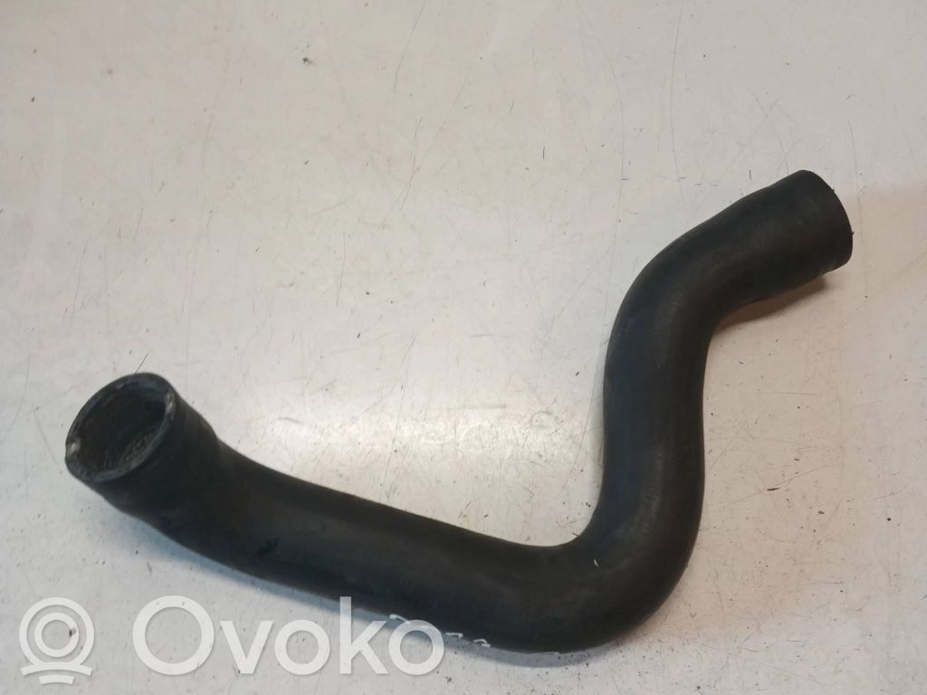 Volvo V70 Engine coolant pipe/hose 