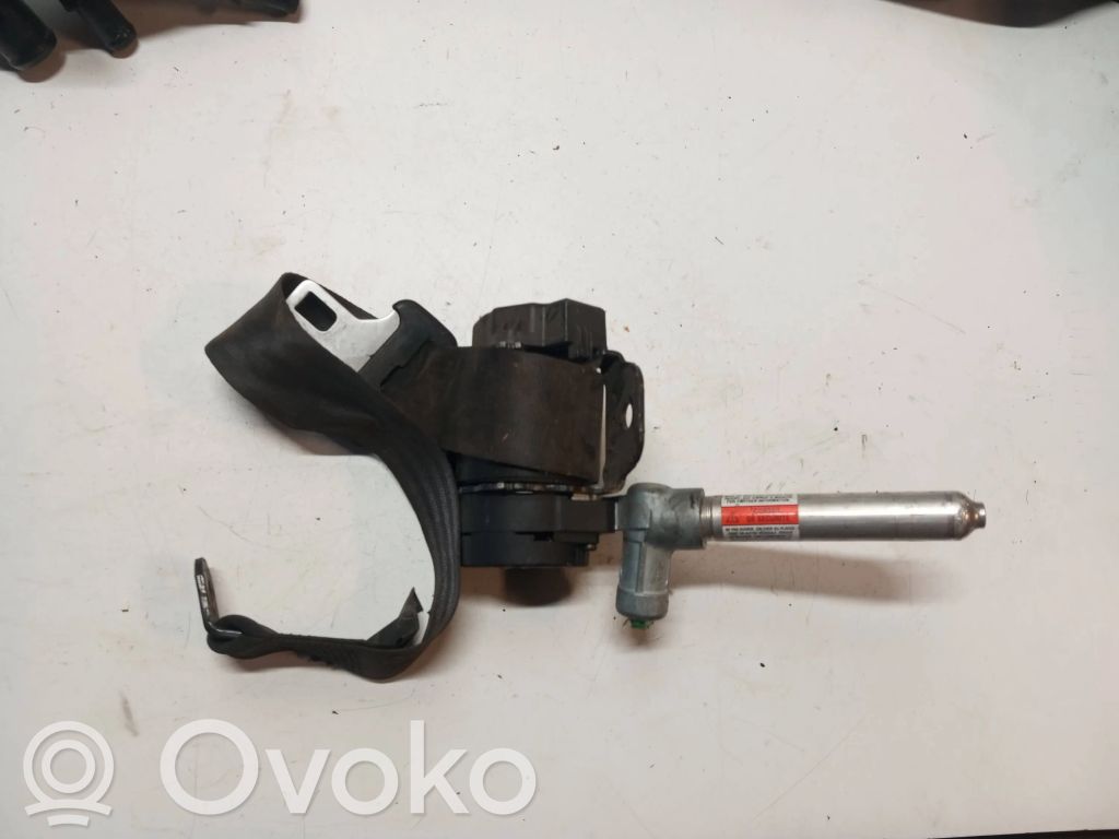 Volvo V50 Cinturón trasero 