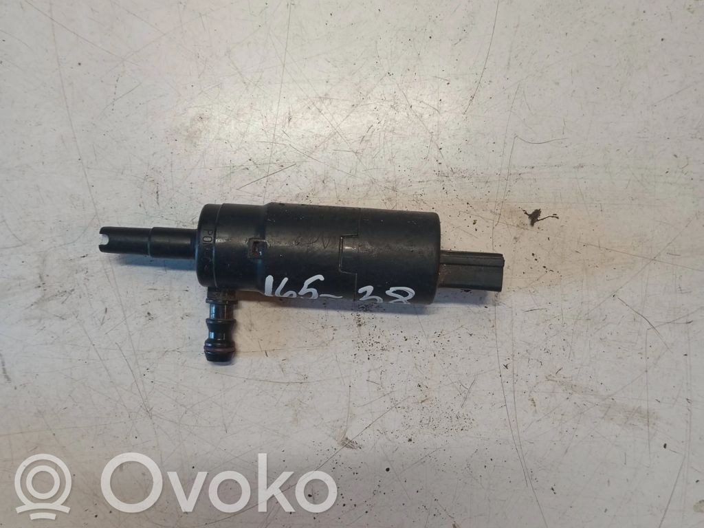 Volkswagen PASSAT B5.5 Headlight washer pump 