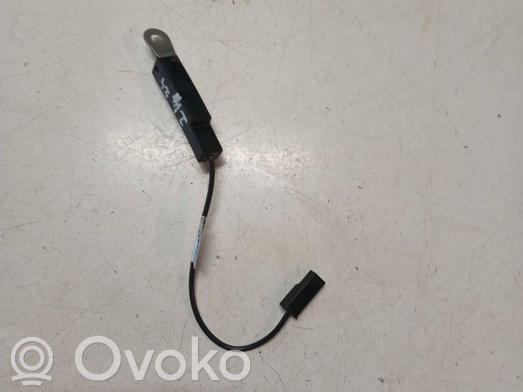 Volvo S60 Pystyantennivahvistin 