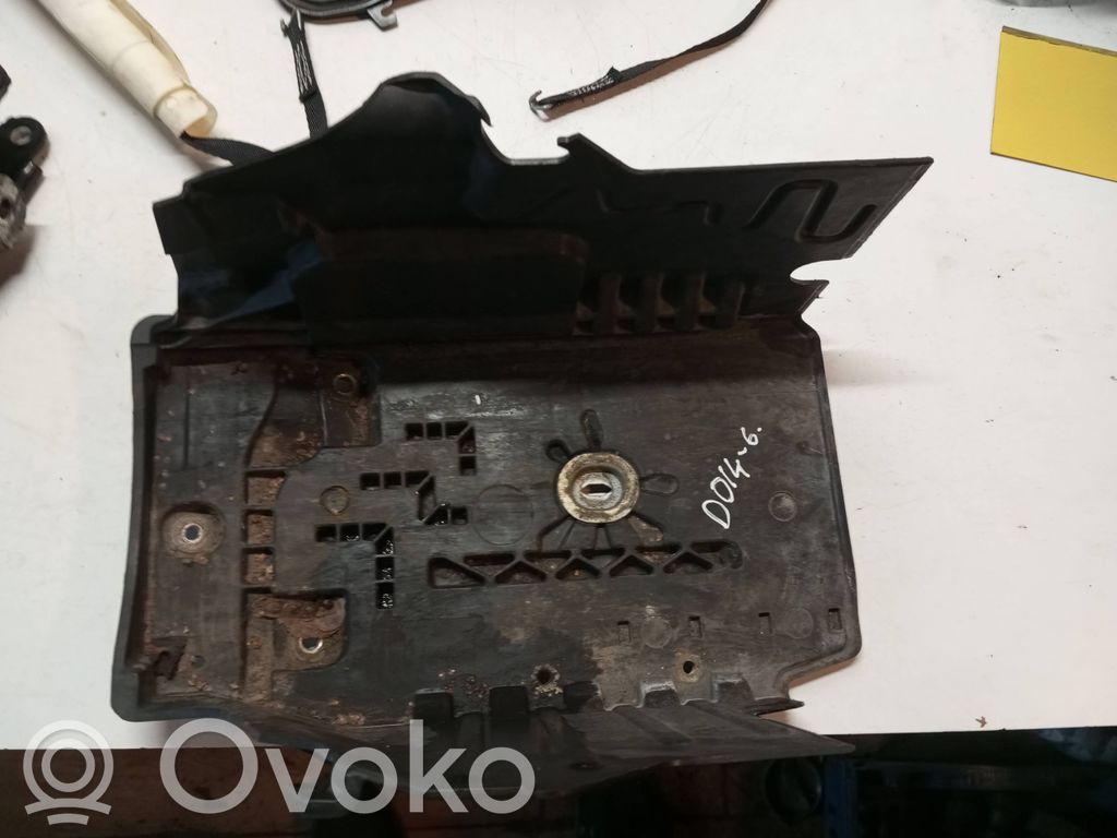 Volvo S60 Akun alusta 