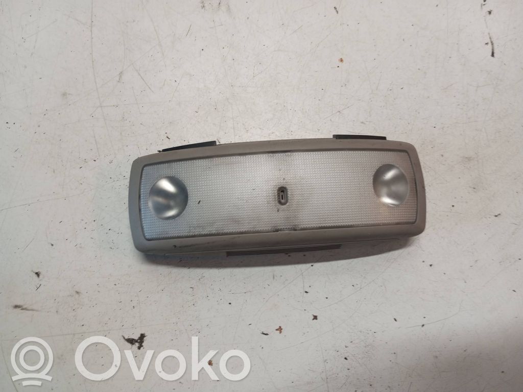 Volvo S60 Luz del asiento trasero 