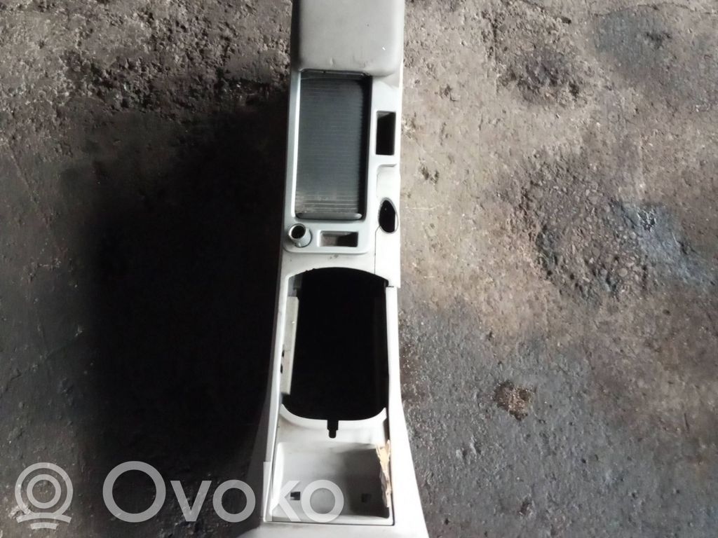 Volvo V50 Armrest 
