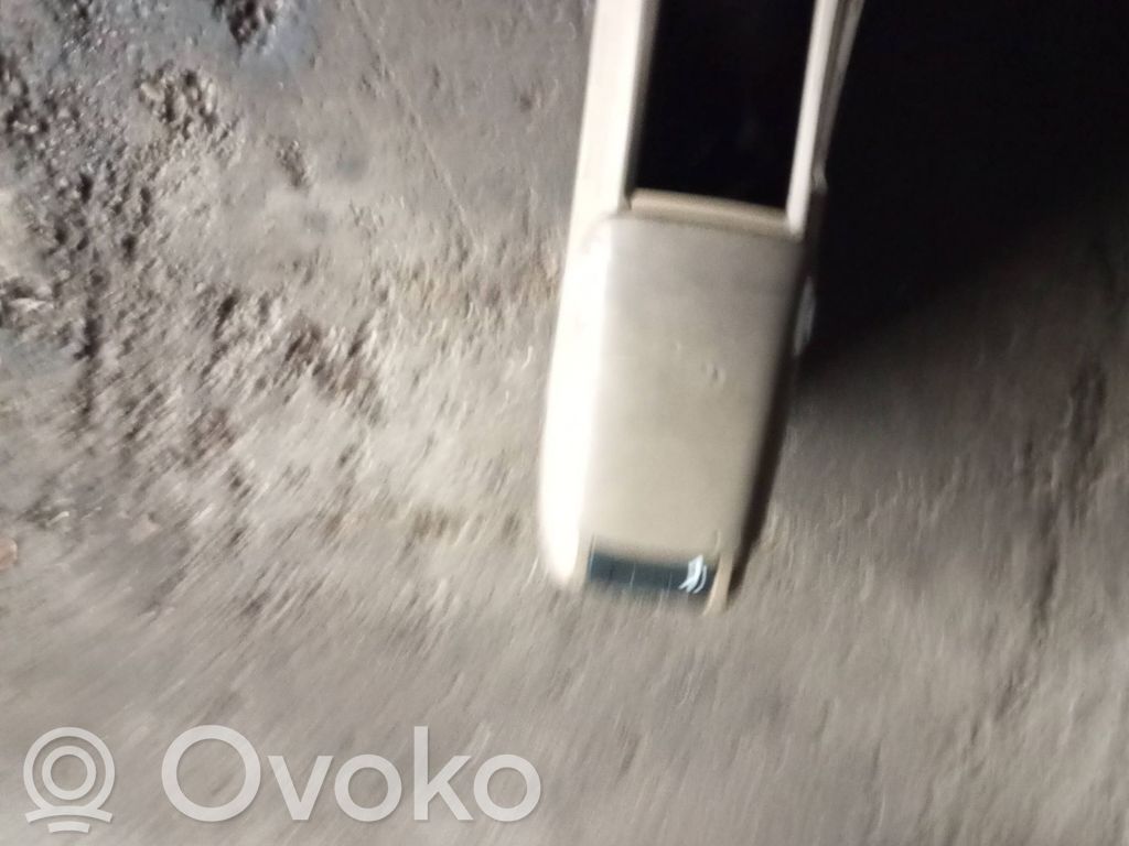 Volvo S60 Reposabrazos 