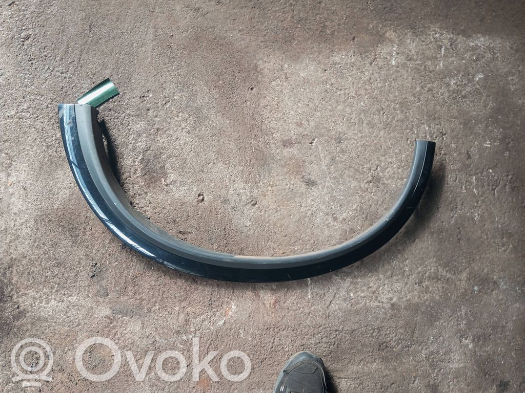 Volvo XC90 Front arch trim 