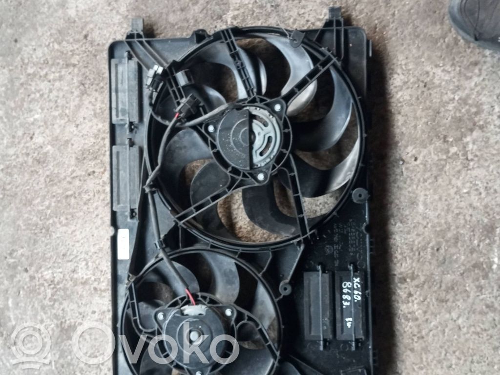 Volvo XC60 Elektryczny wentylator chłodnicy 