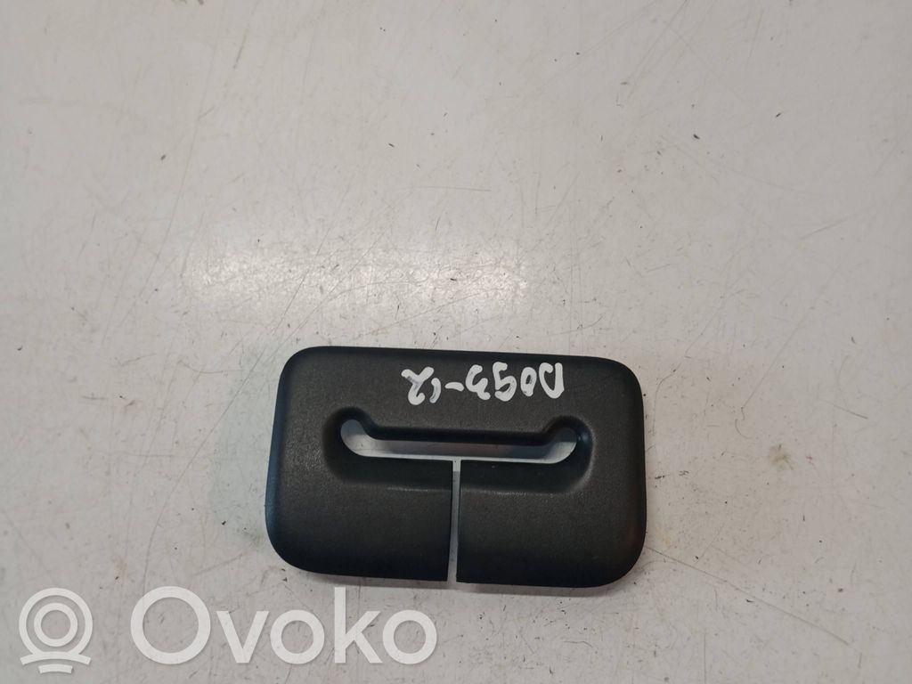 Volvo V70 Moldura del cinturón 
