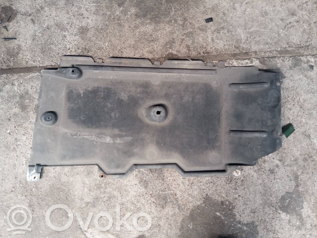 Volvo V40 Placa protectora del centro/medio 