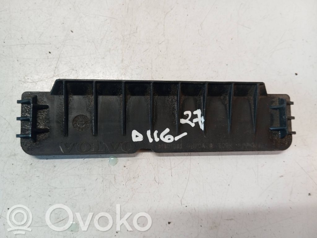 Volvo V40 Akun alusta 