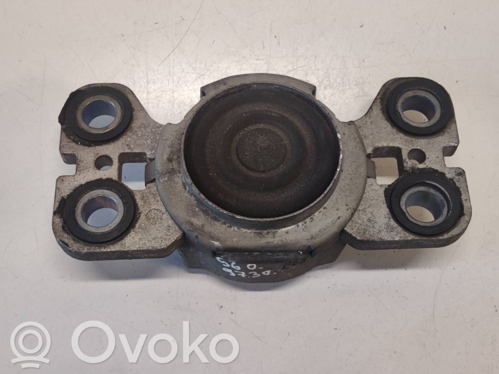 Volvo S60 Supporto di montaggio del motore 