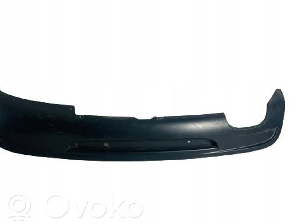BMW 1 E82 E88 Apakšējā bampera daļa 