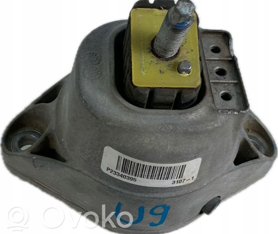 Chevrolet Camaro Engine mount bracket 