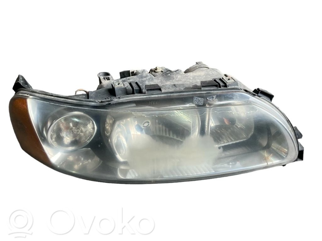 Volvo XC70 Headlight/headlamp 