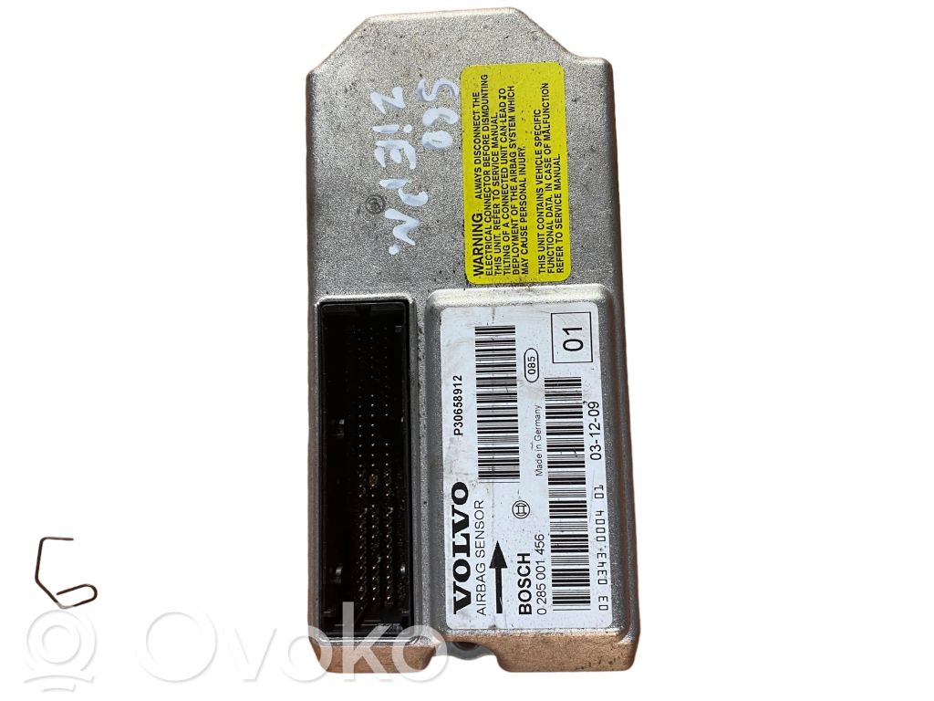 Airbag control unit/module   P30658912,0285001456
