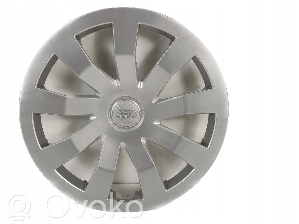 Audi A1 R13 wheel hub/cap/trim 