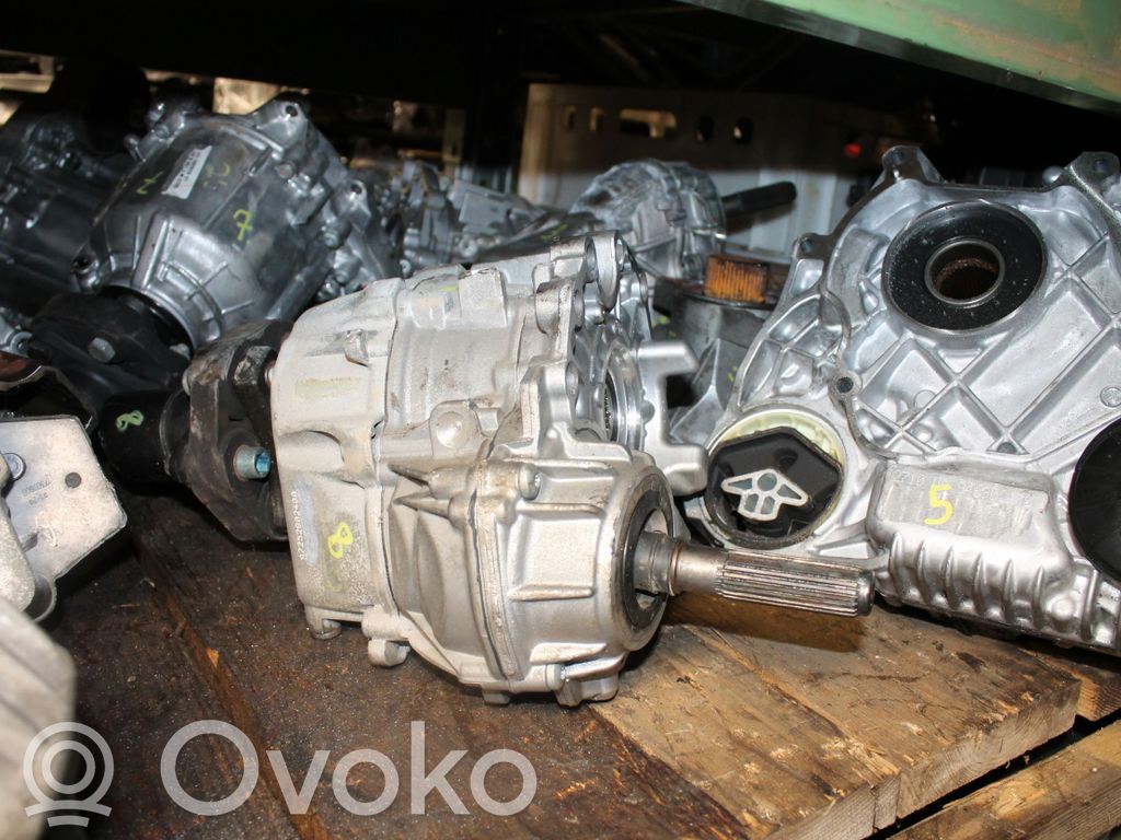 Mercedes-Benz C W203 Gearbox transfer box case 