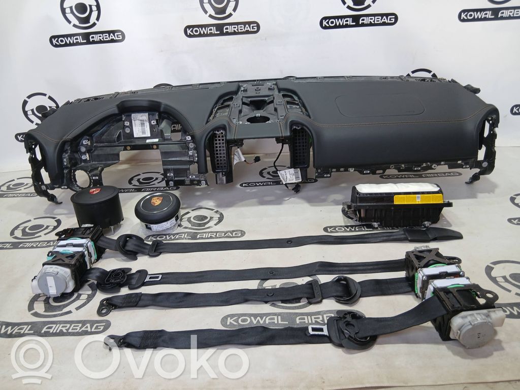 Porsche Cayenne (92A) Deska rozdzielcza 