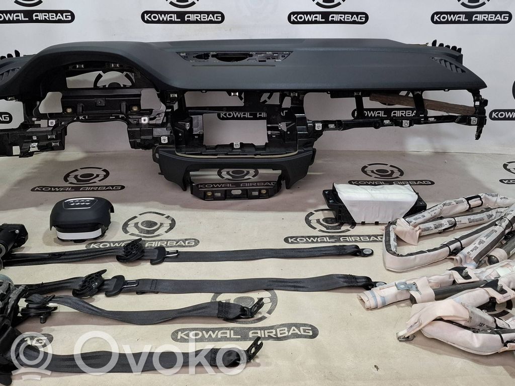 Audi Q7 4M Oro pagalvių komplektas su panele 
