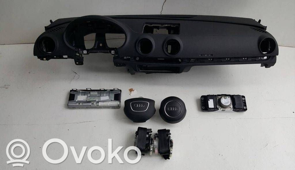 Panelė   8V1858041,CLA188,8V0880201DN,3066322,620093800,8V0880201AC,8V0880204F