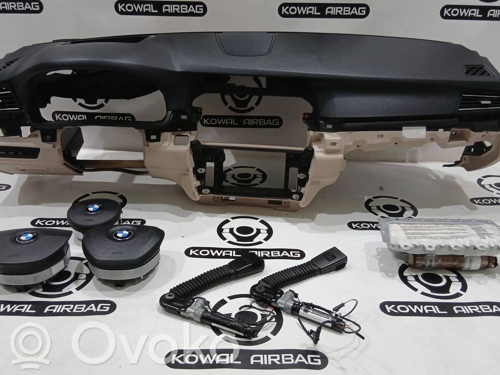 BMW 5 F10 F11 Zestaw poduszek powietrznych z panelem 