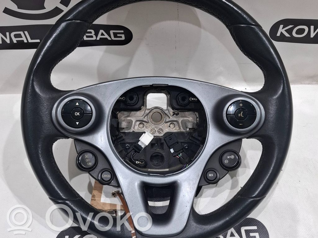 Smart ForFour II W453 Ohjauspyörä 